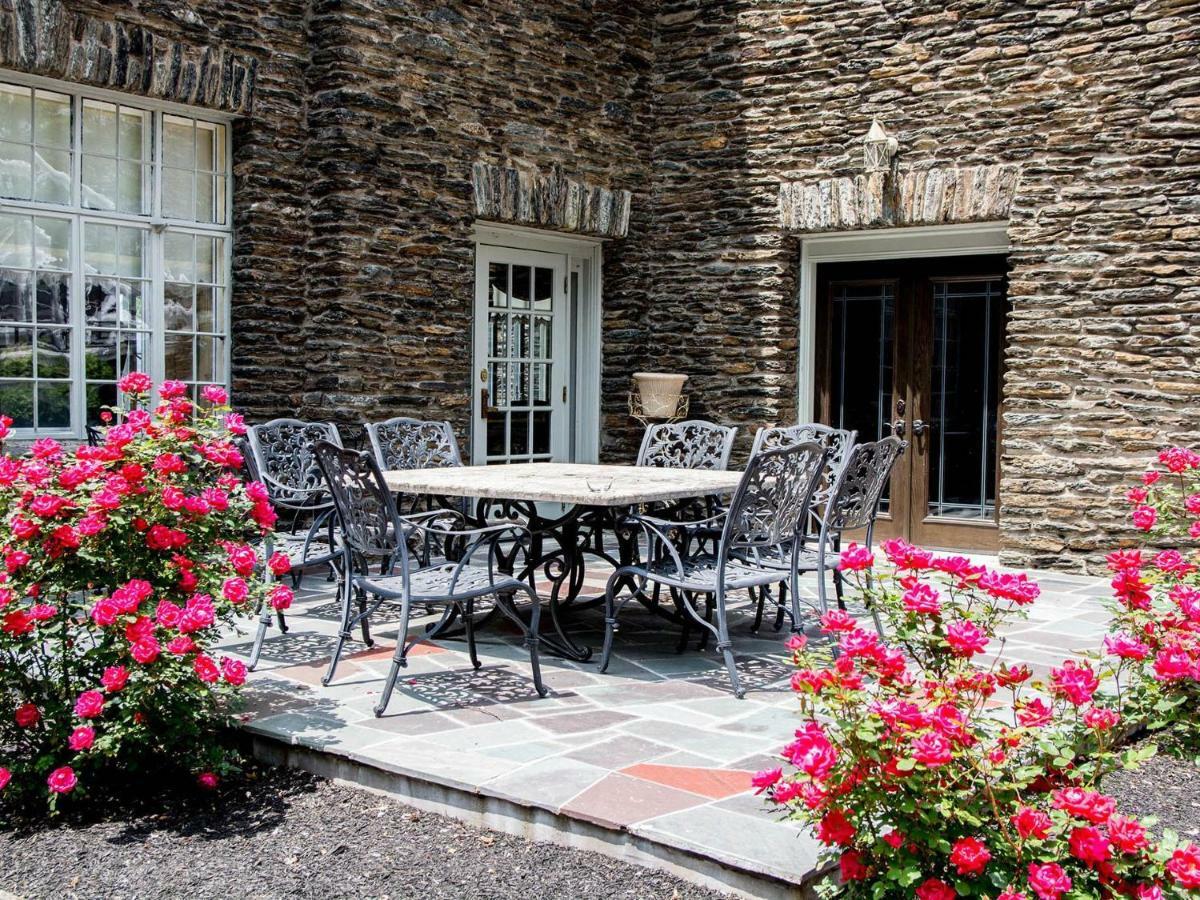 The Manor On Front Acomodação com café da manhã Harrisburg Exterior foto